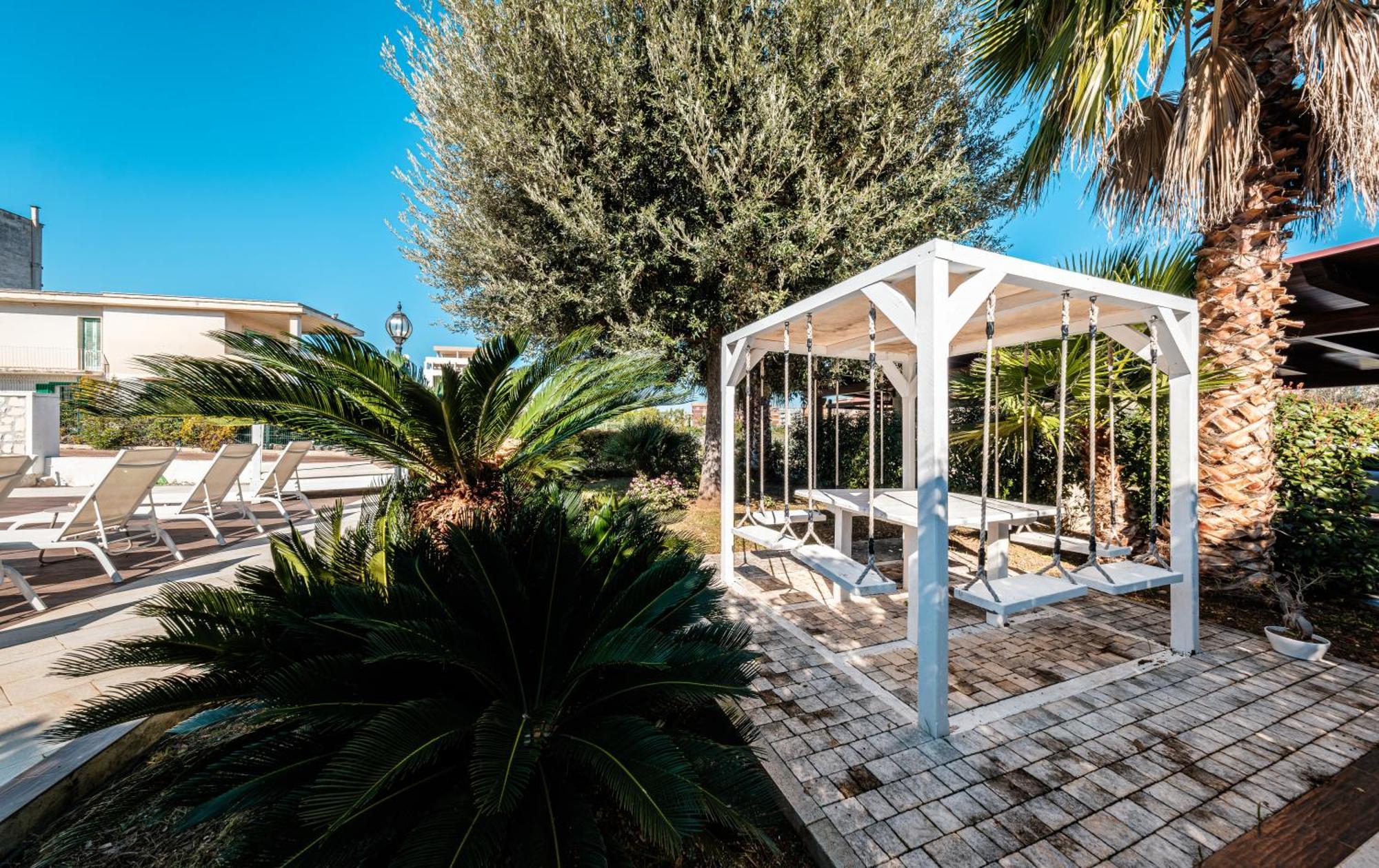 Villa Donna Franca By Sthey Монополи Экстерьер фото
